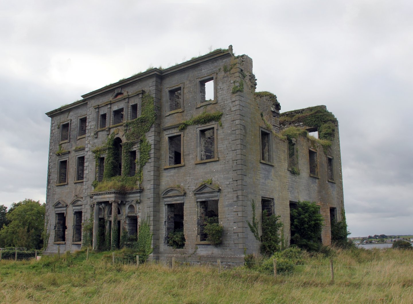 The ruins of a large Georgian house