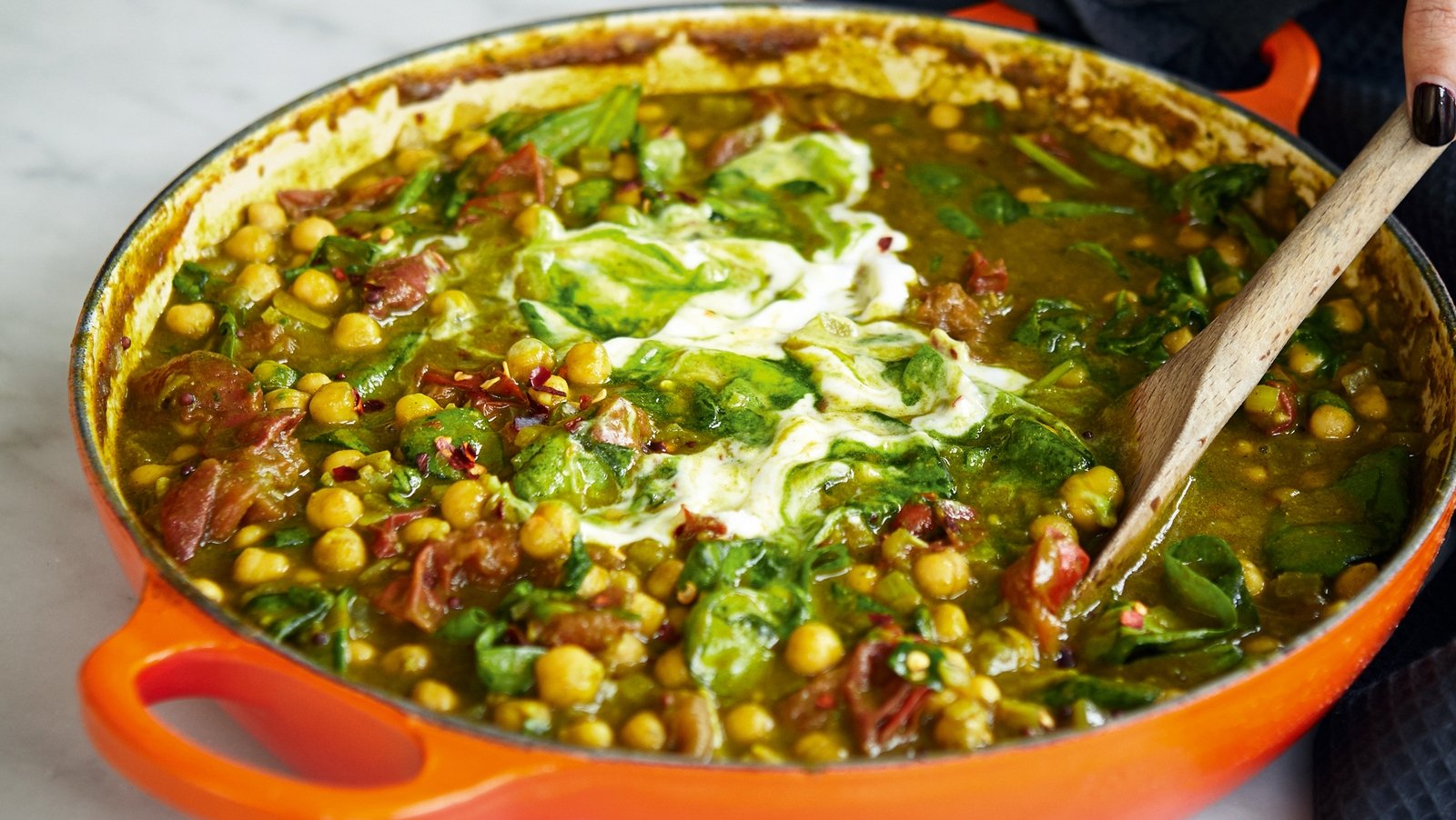 Ella's spinach and chickpea curry recipe