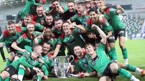 Glentoran celebrate their victory