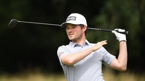 Horsfield takes 1-shot lead into final round at Hero Open