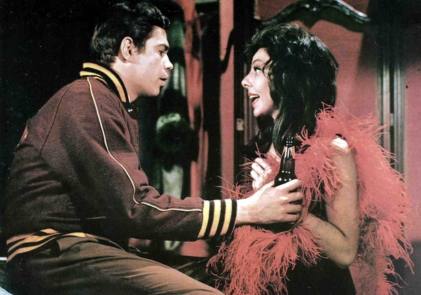 Harry Santoni in Enter Laughing