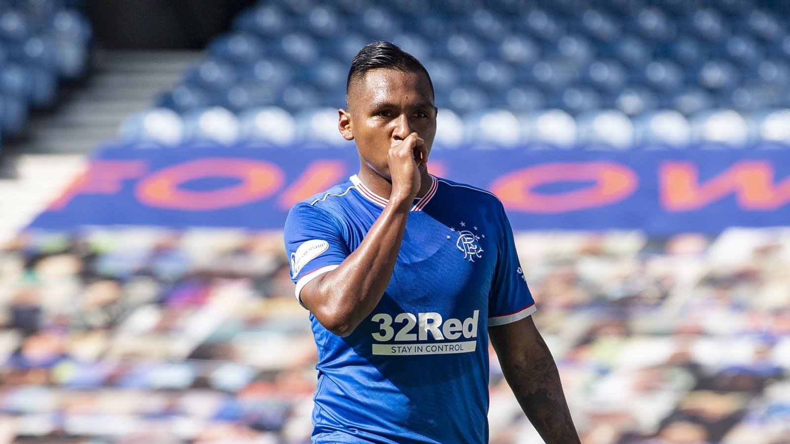 Defoe extends Rangers stay to become player-coach