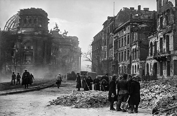 Berlin, May 1945 - unseen photographs from a collapsed world