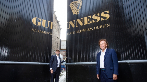 Oliver Loomes (l), Managing Director of Diageo Ireland and Sean Mulryan (r), Chairman and CEO Of Ballymore