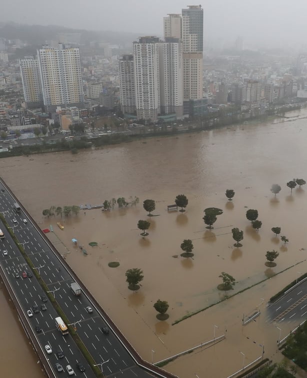 Typhoon flooding South Korea