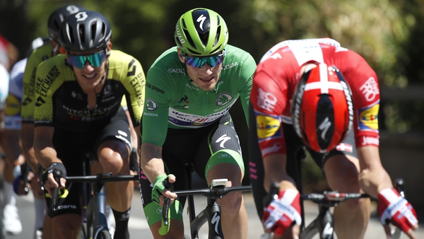 Sam Bennett (C)wearing the green jersey during this year's Tour de France
