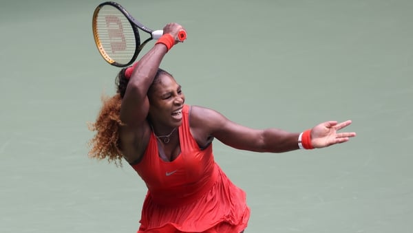 Serena Williams battled into the US Open semi-finals