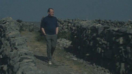 Breandán Ó hEithir on Inis Mór, 1975.