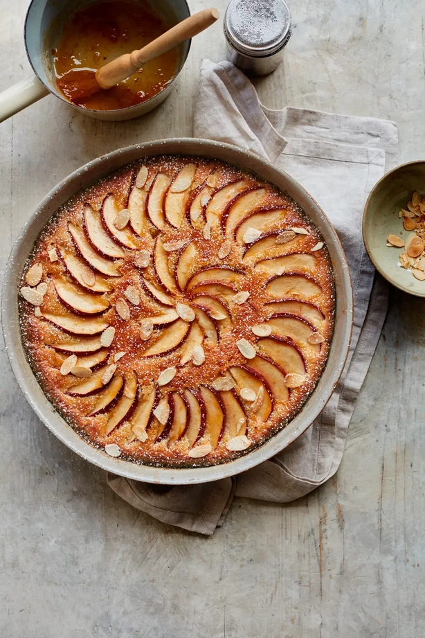 Mary Berry S Brioche Frangipane Apple Pudding