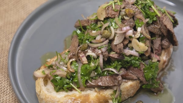 Paul Flynn's steak trencher, parsley, capers and shallots