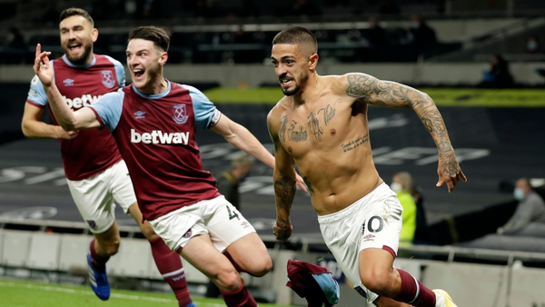 Manuel Lanzini (R) levelled the game with virtually the last kick of the game