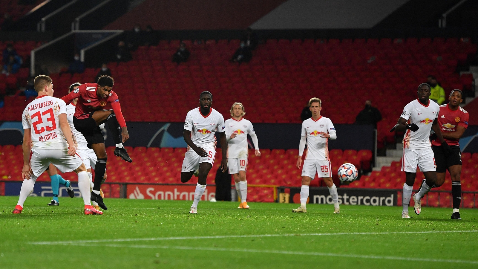 Manchester United manager Solskjaer explains why Rashford did not take  hat-trick penalty against RB Leipzig