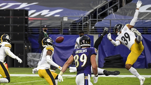 Pittsburgh Steelers free safety Minkah Fitzpatrick (39) breaks up a pass in the end zone late in the fourth quarter