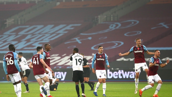 Misfortune for Lookman in marked contrast to the delight of West Ham players