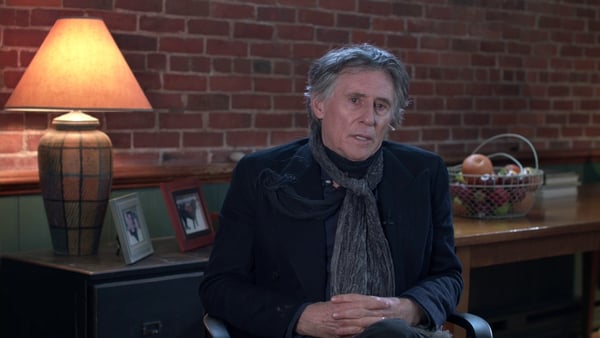 Gabriel Byrne: 