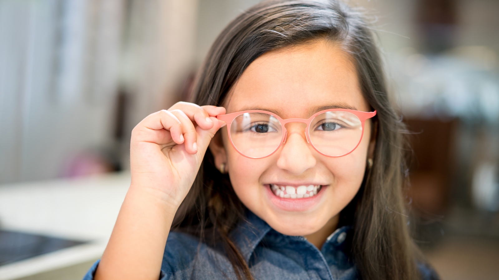 Does Wearing Glasses Make Your Child s Eyesight Worse 