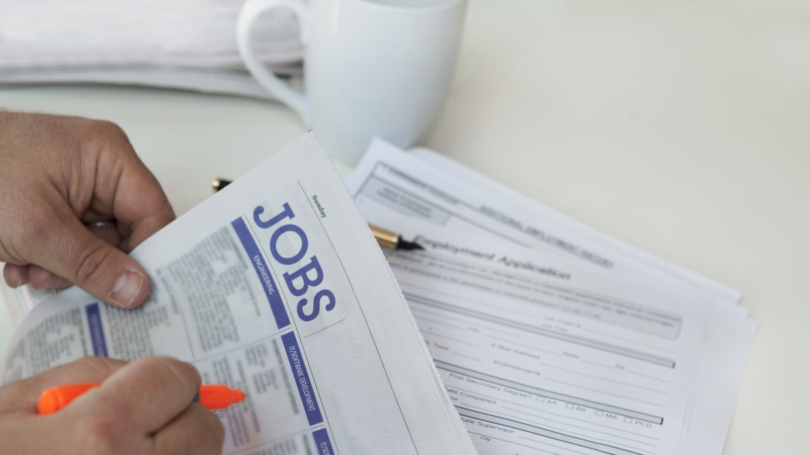 US Adds 115,000 Jobs in April With Unemployment at 4.3%