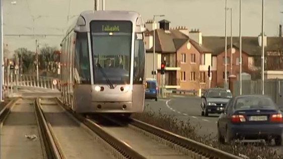 Luas on Red Line at Suir Road in 2006.