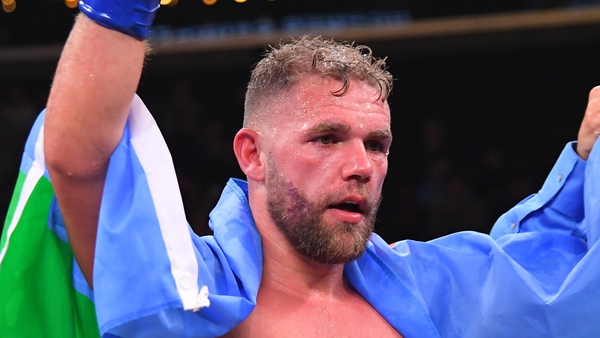Saunders extended his record to 30 unbeaten