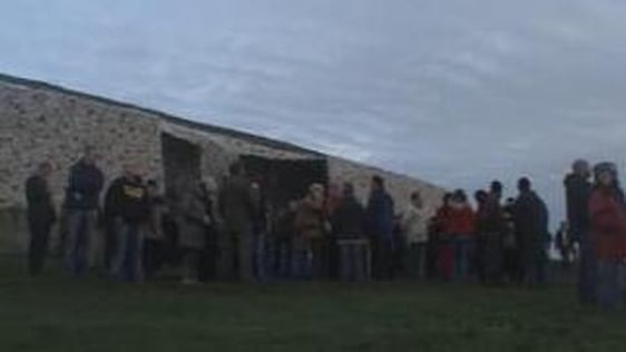Crowds gather at Newgrange, Co. Meath for the winter solstice (2005)