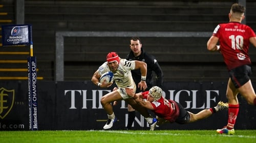 Cheslin Kolbe scores his second try, and Toulouse's fourth, at Kingspan Stadium