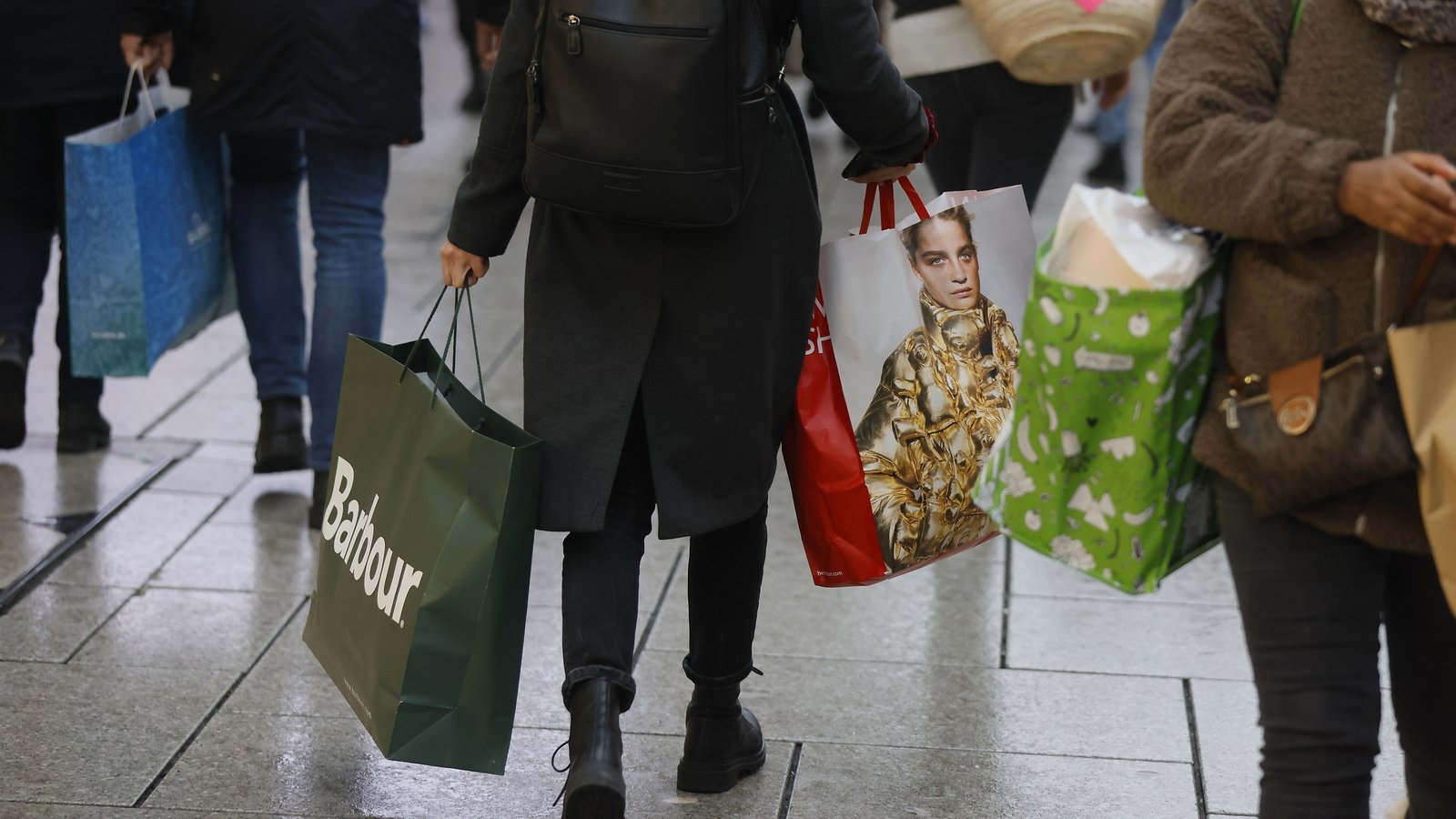 Euro zone retail sales stronger than expected