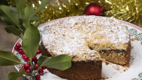 "I like to add a little brandy or whiskey and some icing sugar into the whipped cream for serving with the mincemeat crumble cake."