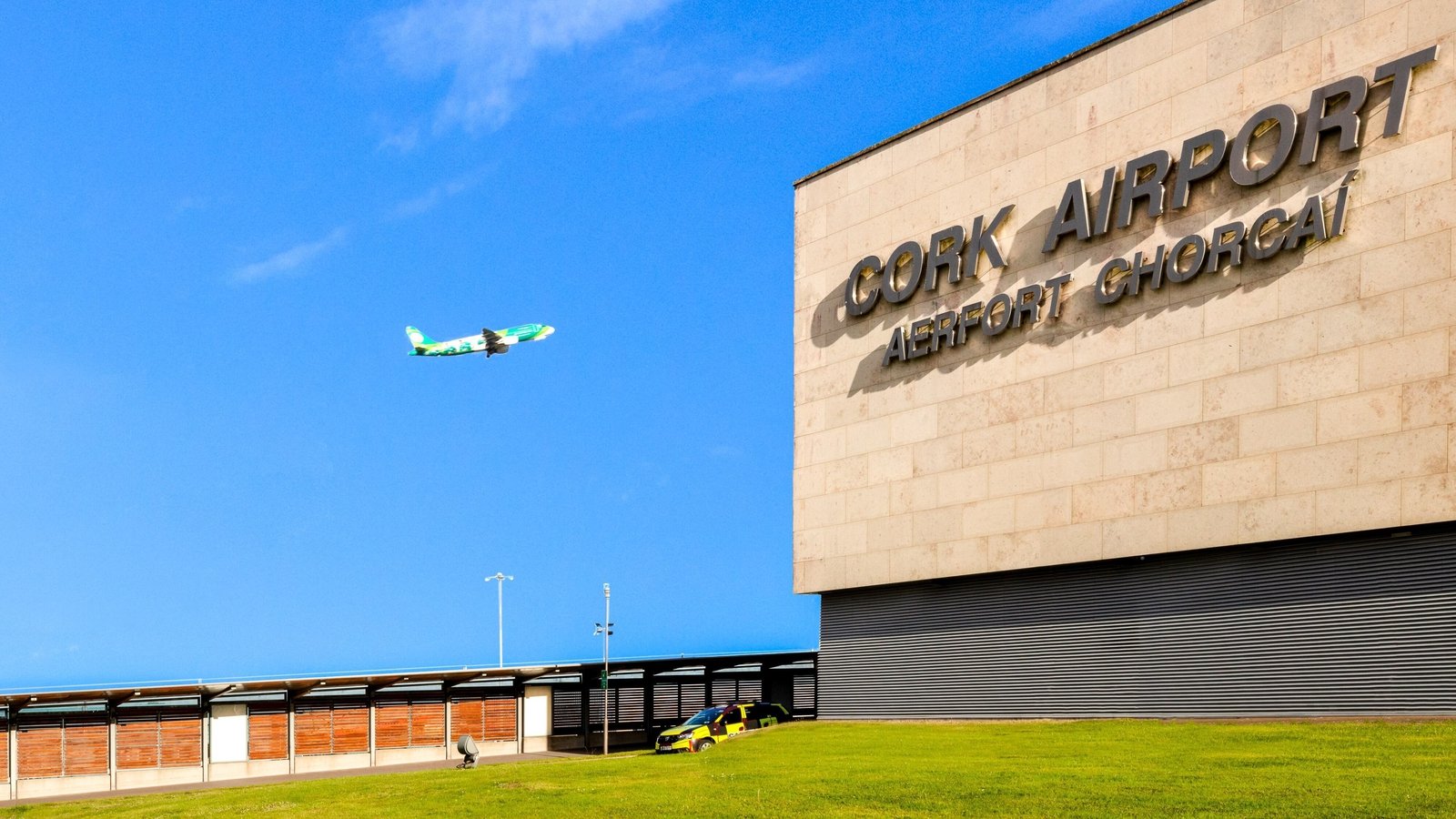 2.9 million passengers for Dublin, Cork airports in March