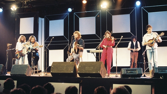 Sheevón on 'Festival Folk'.