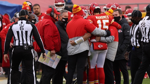 Patrick Mahomes Suffers Concussion During Chiefs Game