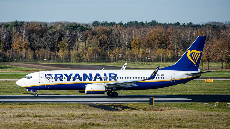 Ryanair extends zero flight change fee