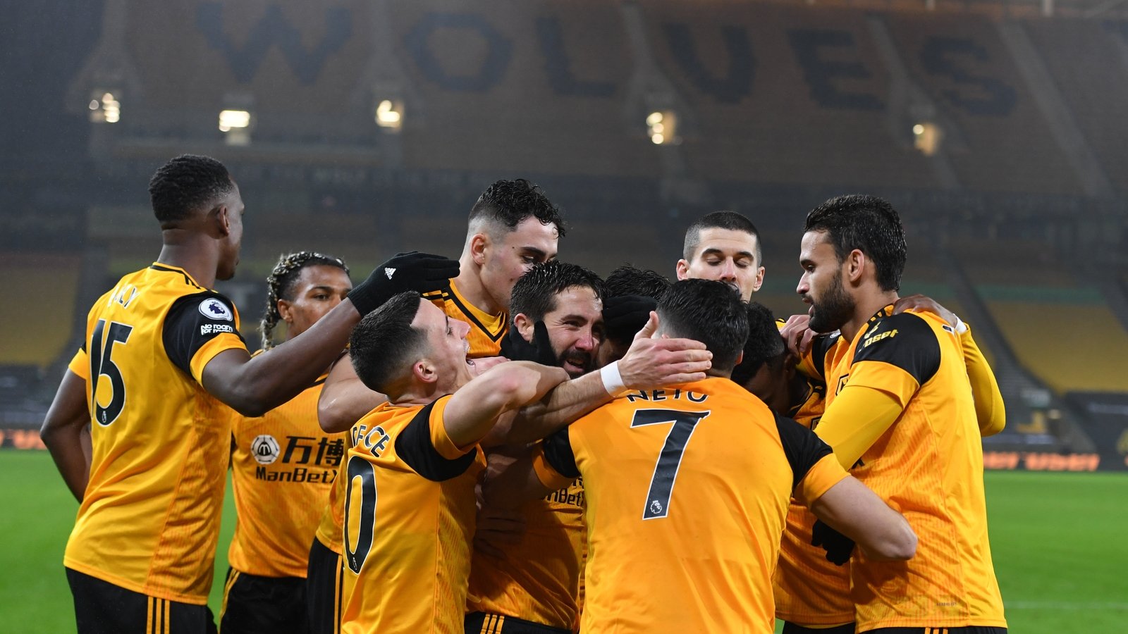 Wolves Punish Nine-man Arsenal For Self-implosion