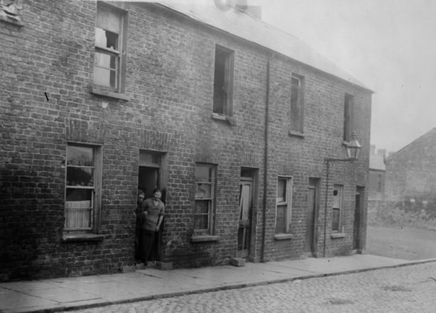 Belfast slum in the 1920s (Photo by Topical Press Agency/Getty Images)