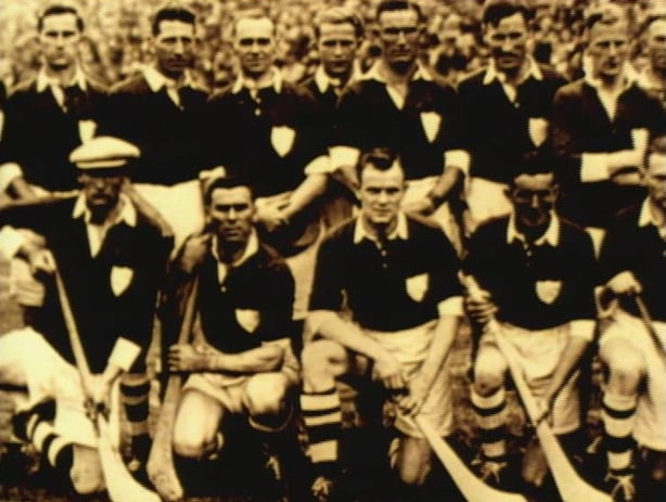 Hurling Team, Skills of Hurling (1976)