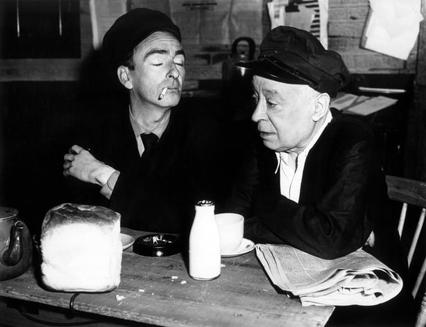 David Kelly and Jimmy O'Dea in 'O'Dea's Your Man' (1963) 