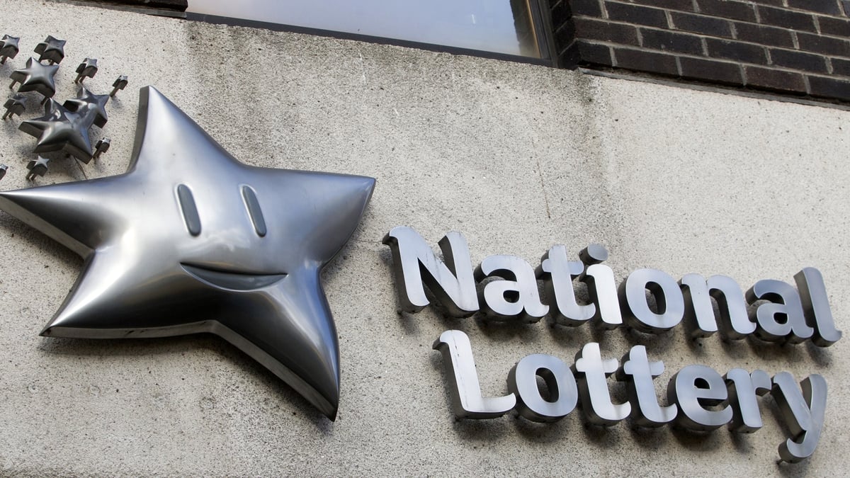 Is the top prize in the National Lottery too hard to win?