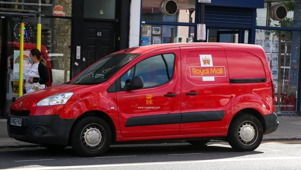 Royal Mail said it plans to cut 700 managerial jobs as part of a reorganisation plan