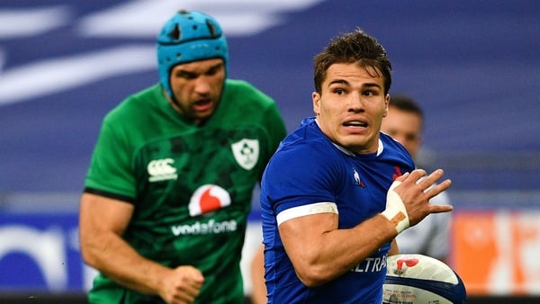 France's scrum-half Antoine Dupont en route to scoring a try during the 2020 Six Nations