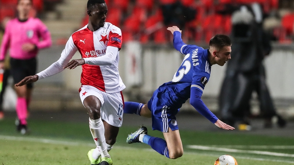Abdallah Sima (l) of Slavia in action against Luke Thomas of Leicester