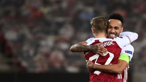 Emile Smith Rowe and Pierre-Emerick Aubameyang celebrate at full-time