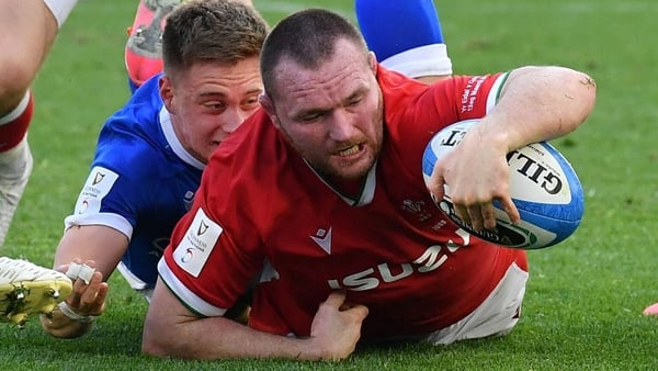 Ken Owens had been named in the Wales team to face New Zealand before being ruled out with a back injury