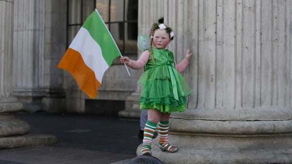 Willow O'Brien, 5, is dressed to impress for St Patrick's Day on O'Connell Street in Dublin (Pic: RollingNews.ie)