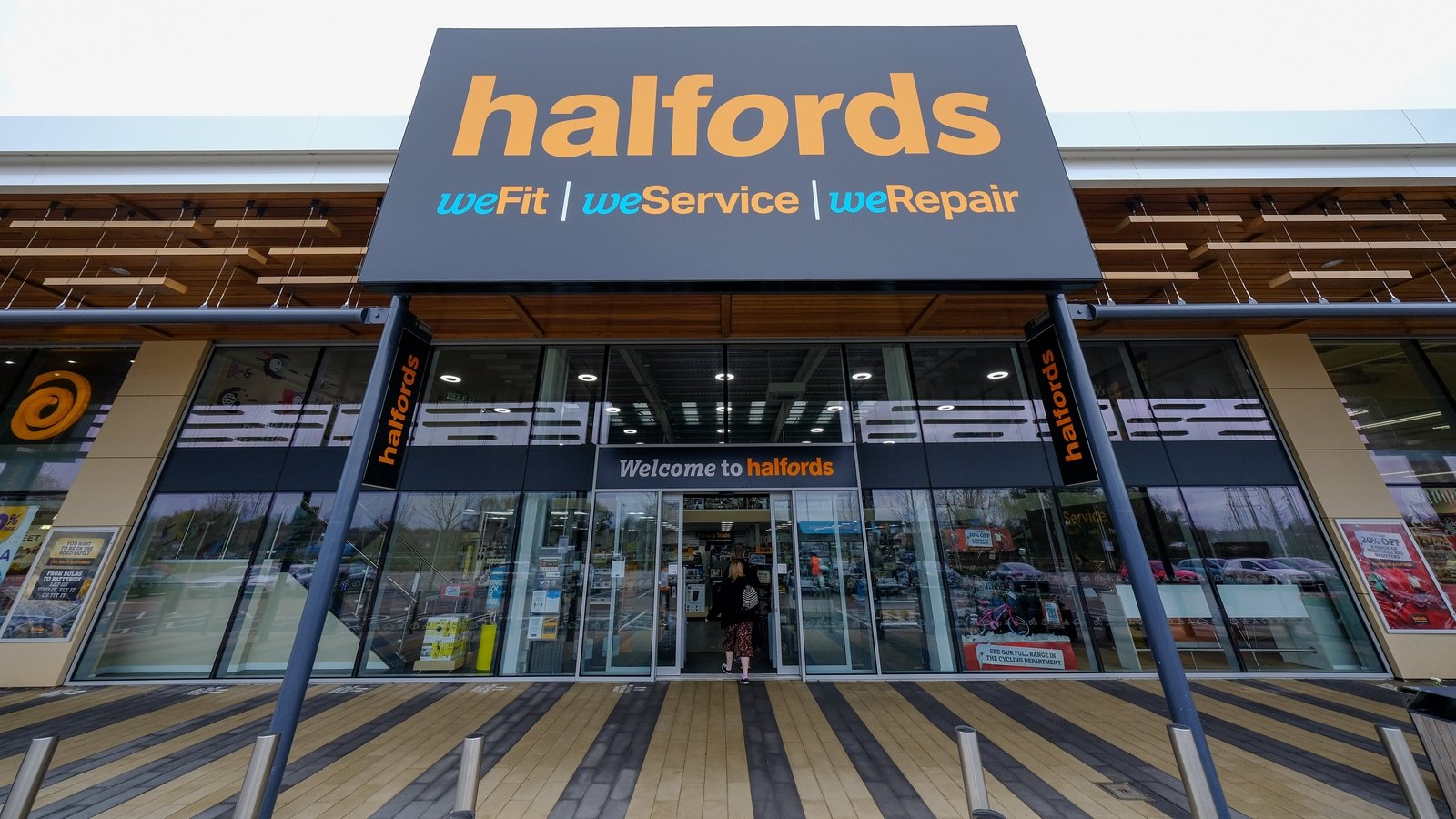 Halfords faces £23m increase in costs from UK budget