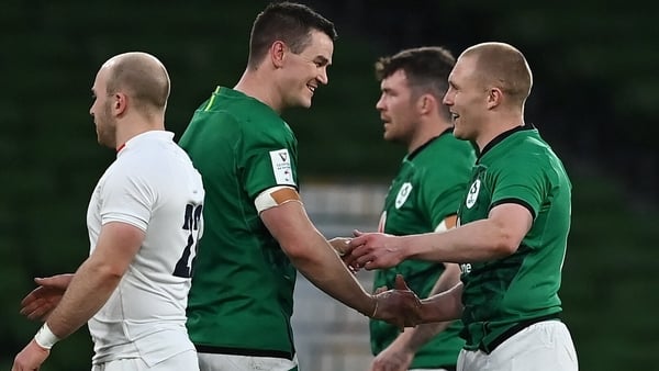 Johnny Sexton congratulates Keith Earls