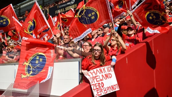 Munster fans at Thomond Park before the Guinness Pro14 semi-final play-off match against Edinburgh in 2018