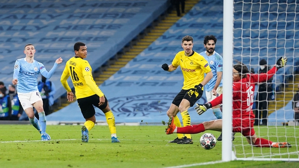 Phil Foden wins it late on for Manchester City
