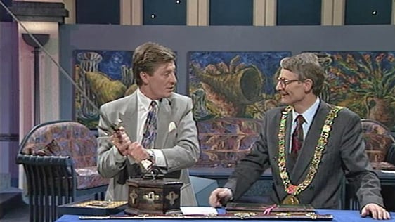 Pat Kenny and Lord Mayor of Dublin Michael Donnelly on Kenny Live (1991)