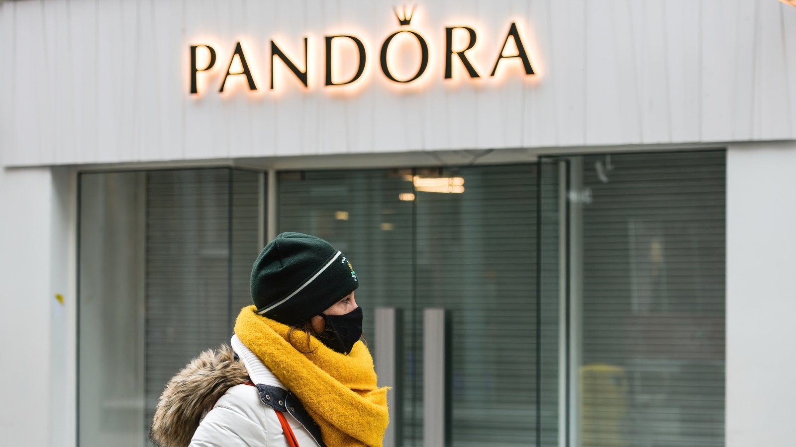 Pandora reports 13 Q1 sales growth despite lockdowns