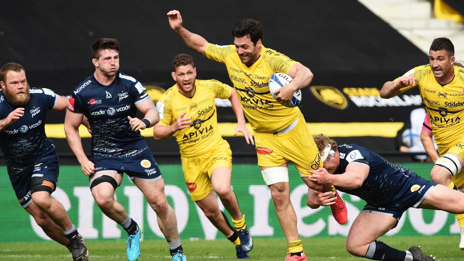La Rochelle Dominate Sale To Cruise Into European Semis