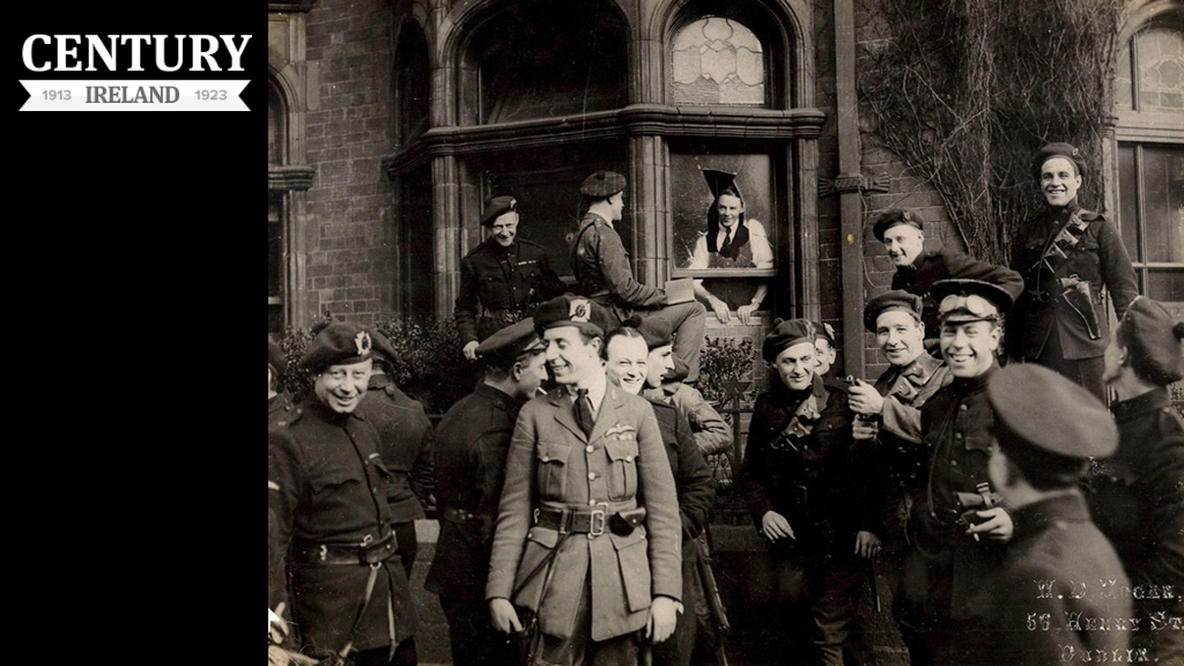 Century Ireland Issue 203. Black and Tans and Auxiliaries outside the London and North Western Hotel, North Wall, Dublin in April 1921. Photo: National Library of Ireland, HOGW 117